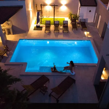 Holiday home Front In