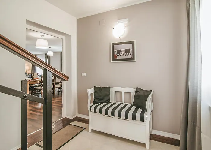 度假居 5 Bedroom Beautiful In *