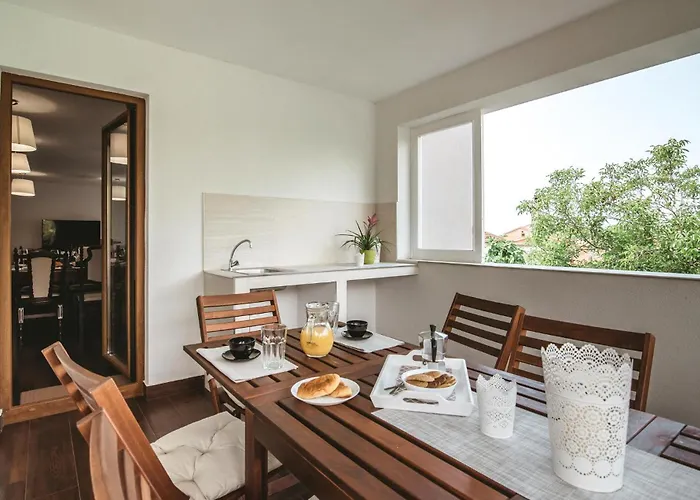 度假居 5 Bedroom Beautiful In