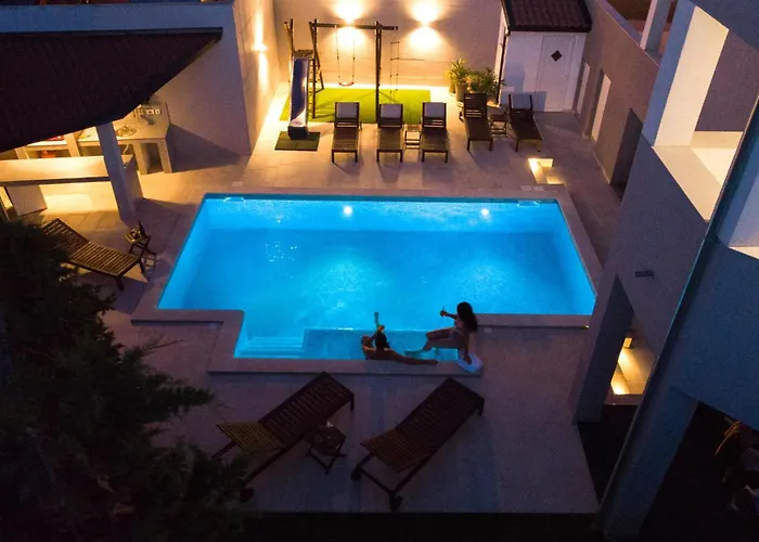 度假居 5 Bedroom Beautiful In