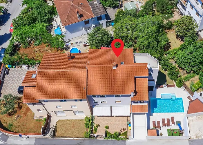 度假居 5 Bedroom Beautiful In *